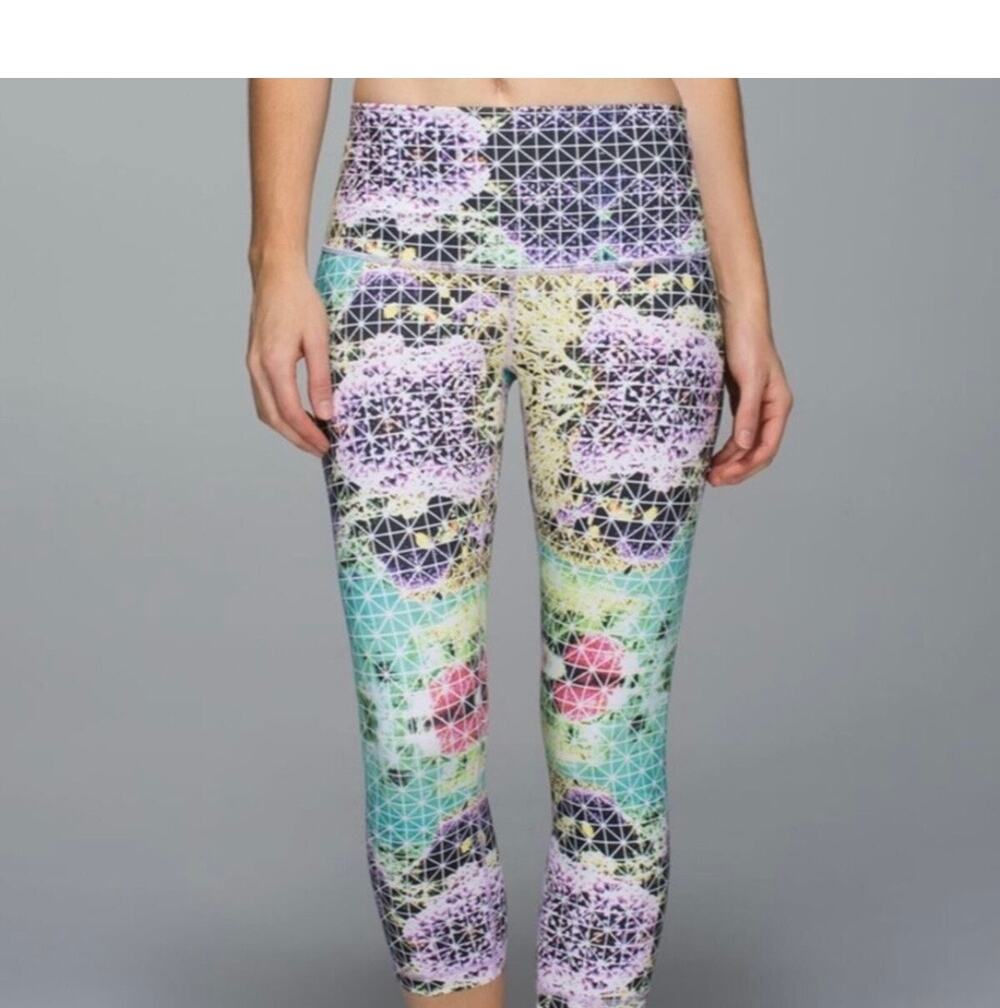 Lululemon Wunder Under Crop II Full On Luon Paradise Grid size 2